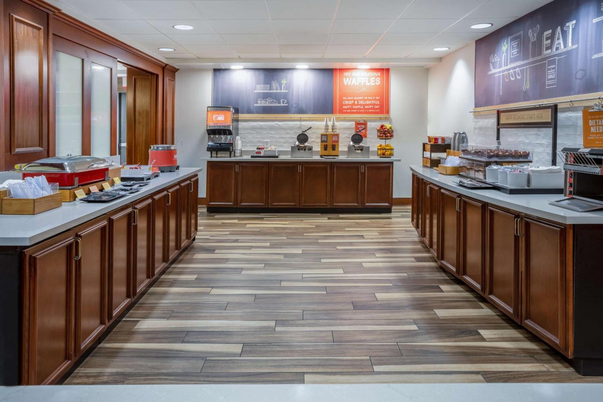 Hampton Inn Harriman Woodbury Калифорнийская долина Экстерьер фото